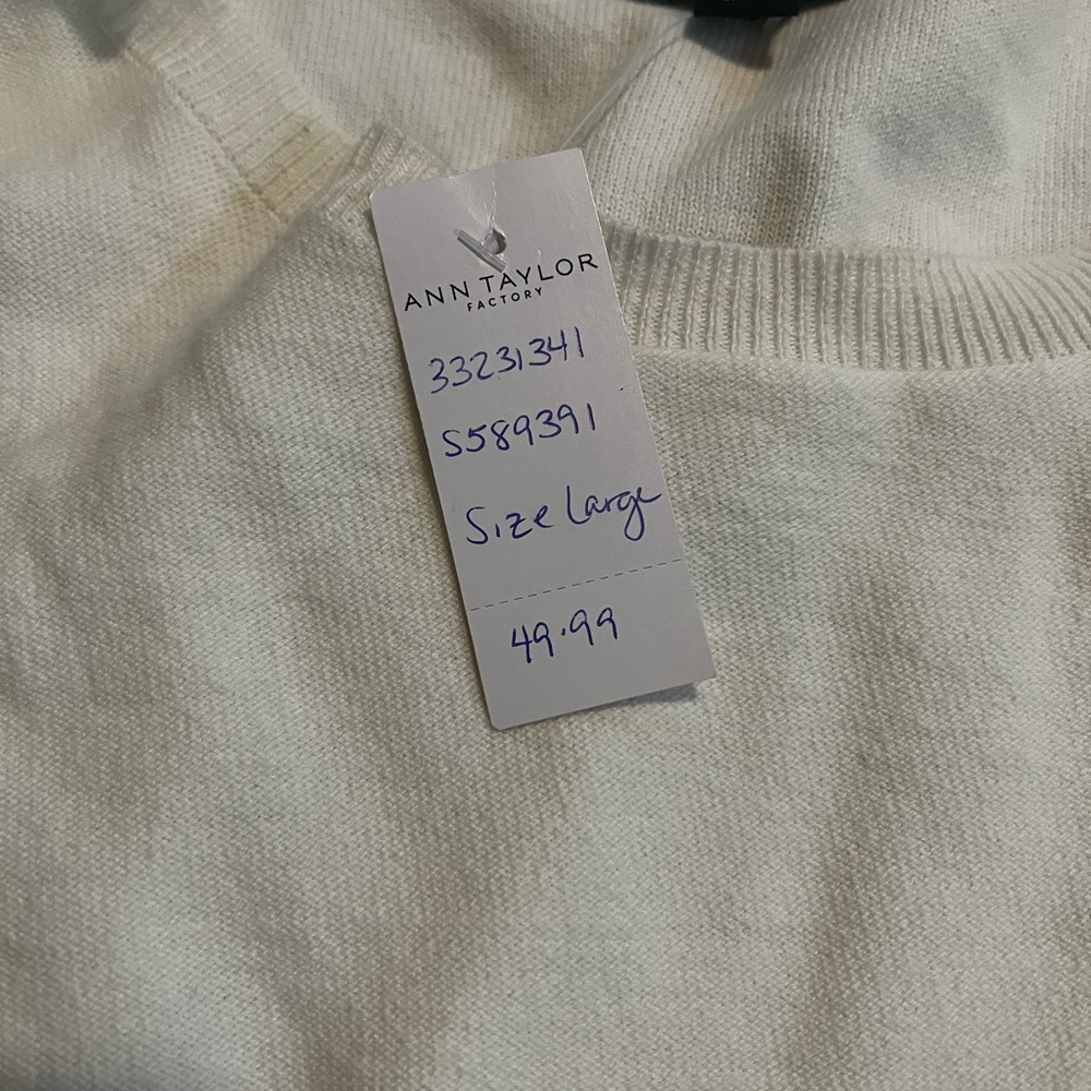 NWT Ann Taylor Sweater - Picture 4 of 4